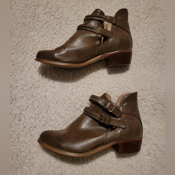 CATO Buckle Strap Ankle Boots Brown Size 8 - Picture 7 of 16